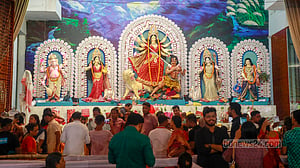 সপ্তমীতে মণ্ডপে মণ্ডপে উৎসবের রঙ