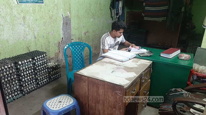 দুইদিন পর তেজগাঁও আড়তে ডিম বিক্রি শুরু, লোকসানের দাবি