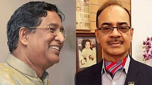 রিমান্ড শেষে কারাগারে সাবেক মন্ত্রী রাজ্জাক ও ফারুক