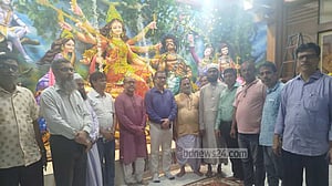 বন্যার ধাক্কায় ফেনীর দুর্গাপূজায় কমেছে জৌলুস