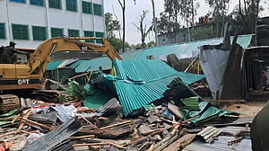 গাজীপুরে যৌথ বাহিনী অভিযানে ৬ একর বনভূমি উদ্ধার