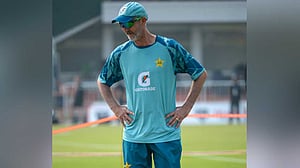 যোগাযোগের স্বচ্ছতা না থাকায় হতাশ পাকিস্তান কোচ