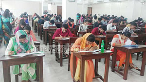 ‘সি’ ইউনিট দিয়ে গুচ্ছ পরীক্ষা শুরু