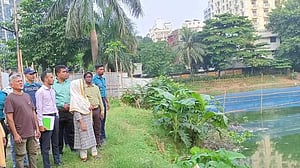 গুলশান লেক ভরাটের কাজ বন্ধ করল পরিবেশ অধিদপ্তর