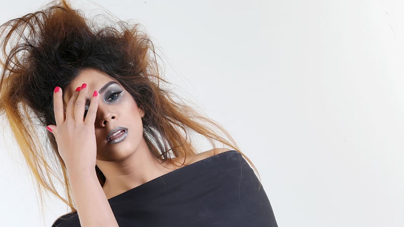 চুলের আর্দ্রতা বজায় রাখবেন যেভাবে