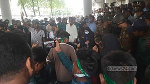 সচিবালয়ে বিক্ষোভ দেখানো ২৬ শিক্ষার্থী কারাগারে
