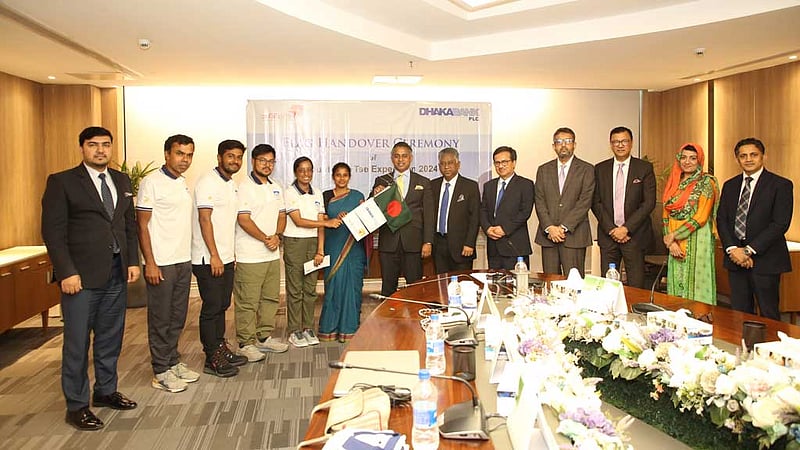 আইল্যান্ড পিক অভিযানে যাচ্ছেন চার বাংলাদেশি