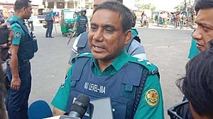 মিরপুরের সাবেক উপকমিশনার জসীম গ্রেপ্তার