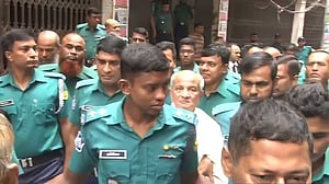 কামাল মজুমদার রিমান্ড শেষে কারাগারে