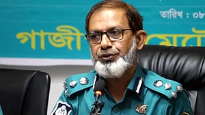 এসবির দায়িত্বে রফিকুল, অতিরিক্ত আইজিপির চলতি দায়িত্বে আরও ৫ ডিআইজি