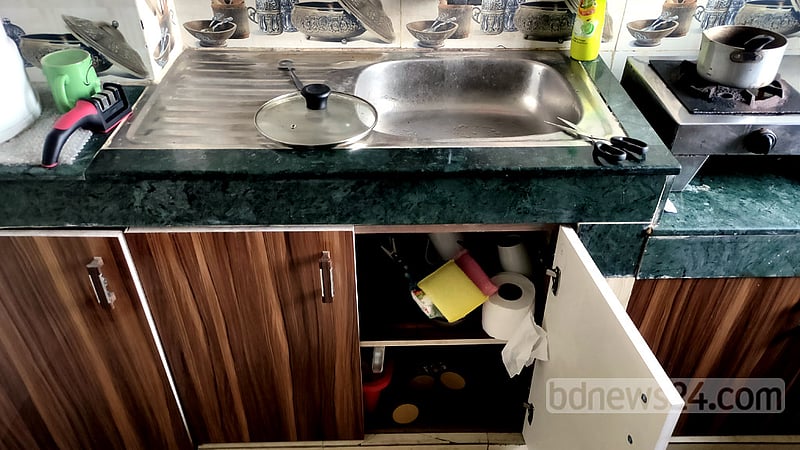 রান্নাঘরের বেসিনের নিচে যেসব জিনিস রাখা ঠিক না