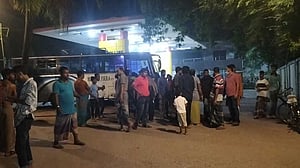বাসে গ্যাস ভরার সময় বিস্ফোরণ, লক্ষ্মীপুরে ঝরল ৩ প্রাণ