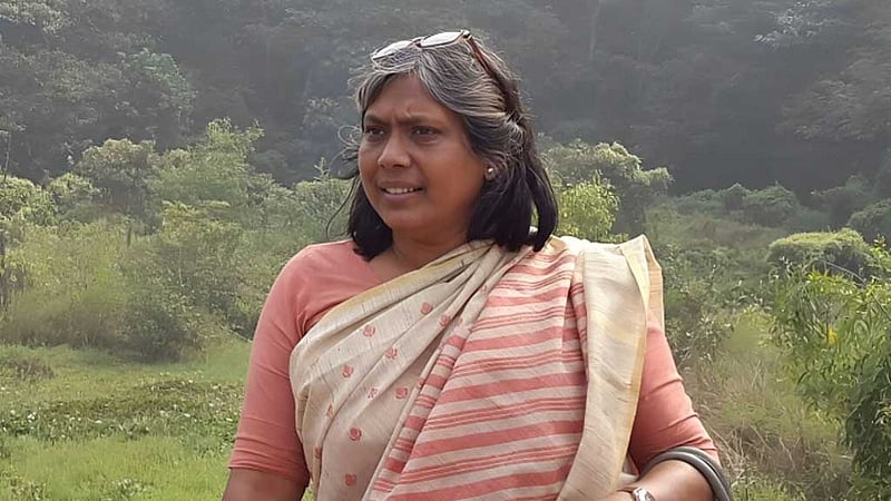 সাবেক হুইপ গিনি গ্রেপ্তার