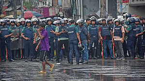 সংস্কার: পুলিশ জনবান্ধব হবে কোন তালিসমানে