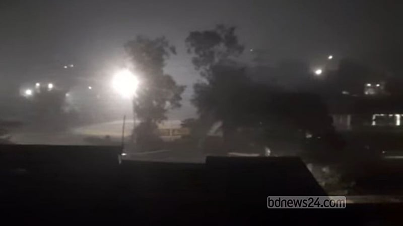 মোহাম্মদপুরে মধ্যরাতে হঠাৎ ধোঁয়া, উৎস অজানা