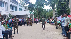 পল্লী বিদ্যুৎ সমিতির ‘শাটডাউন’, মৌলভীবাজারে বিদ্যুৎহীন ৩ ঘণ্টা