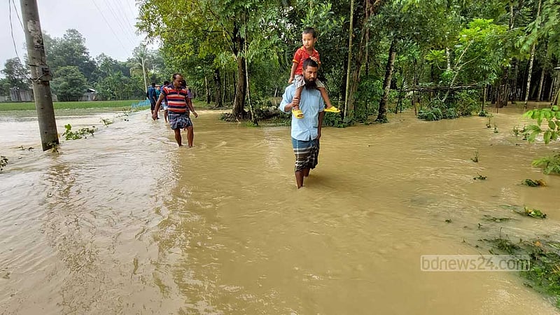তিন জেলার বন্যায় ক্ষতিগ্রস্ত দুই লাখ ৩৮ হাজার মানুষ