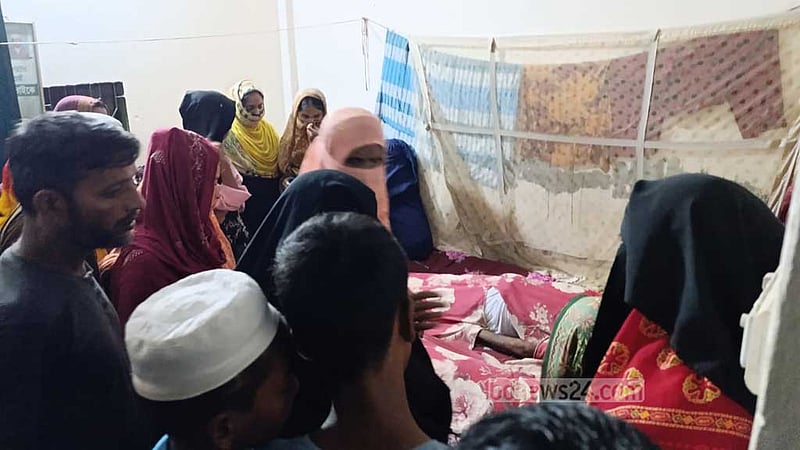 নারায়ণগঞ্জে বিছানায় পড়েছিল দম্পতির মৃতদেহ