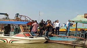 মেঘনায় বালু উত্তোলনের দায়ে ১৯ লাখ টাকা জরিমানা, তিনজনের কারাদণ্ড