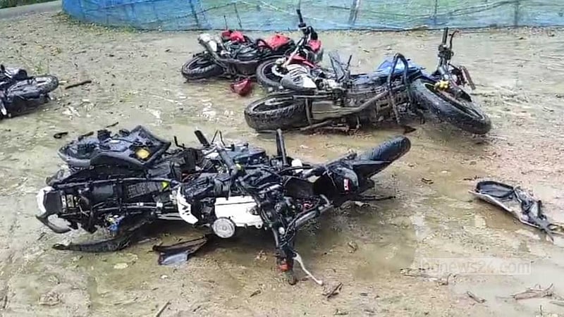 নাটোরে ‘নদী দখলকারী’ সন্দেহে মারধরে আহত ২
