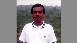 নেত্রকোণায় জুয়ার আসর থেকে বিএনপি নেতা আটক