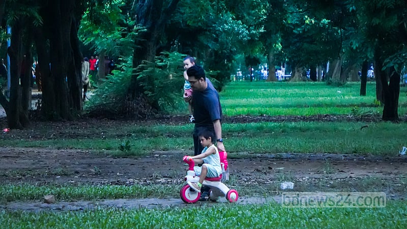 যেভাবে বাড়ানো যায় শিশুর রোগ প্রতিরোধ ক্ষমতা