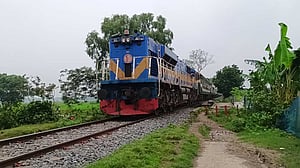 রাজবাড়ী‌তে ট্রেনে কাটা প‌ড়ে প্রাণ গেল বৃ‌দ্ধের