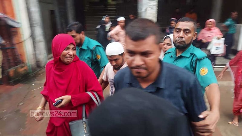 রেনু হত্যার রায়: বাদীর অসন্তোষ, দণ্ডপ্রাপ্তদের স্বজনের আহাজারি