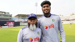 টেস্ট খেলার জন্য রিশাদকে প্রথম শ্রেণির ক্রিকেটে পোক্ত হতে বললেন মুশতাক
