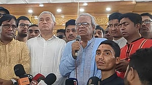 ঢাবির জগন্নাথ হলে পূজা দেখলেন সুপ্রদীপ চাকমা ও রিজভী