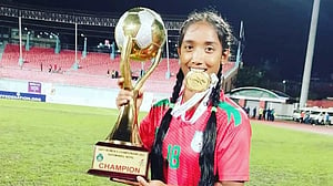 ‘একটা পরিবার হয়ে খেলতে হবে’, বললেন সাফজয়ী সাজেদা