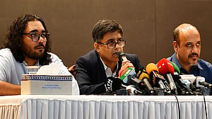 দলগুলোর সঙ্গে প্রধান উপদেষ্টার তৃতীয় দফার সংলাপ শনিবার থেকে