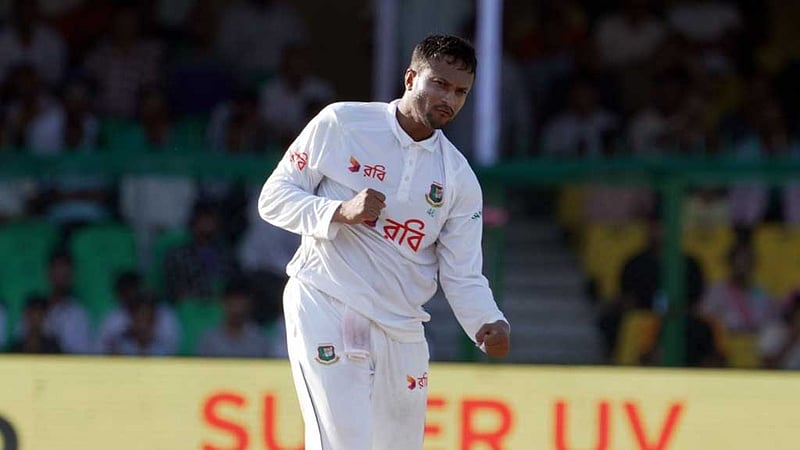 দেশ থেকেই সাকিবের অবসরের ‘খুব ভালো সম্ভাবনা আছে’