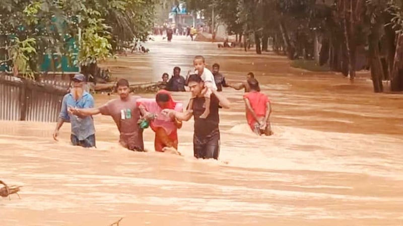শেরপুরে বন্যা পরিস্থিতির অবনতি, পানিবন্দি ৮৫০ জনকে উদ্ধার