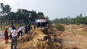 মহারশির তীরে স্থায়ী বাঁধের পরিকল্পনায় ‘আশান্বিত’ এলাকাবাসী