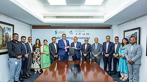 অ্যাডিডাস, নাইকি, পুমা ও লিভাইসে ছাড় পাচ্ছেন স্ট্যান্ডার্ড চার্টার্ড গ্রাহকরা