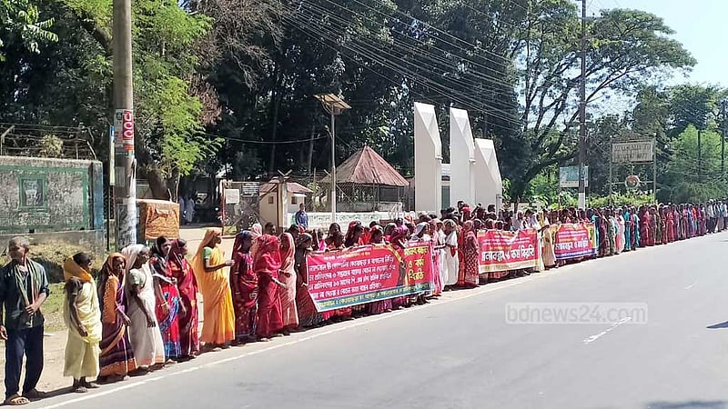 কচু বিক্রি করে ৪০ টাকা পেয়েছি, এই টাকা দিয়ে কী হবে, প্রশ্ন চা শ্রমিকের