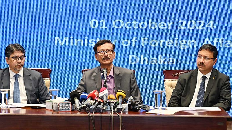 ভালো সম্পর্কের চেষ্টা করব, একাত্তরও থাকবে: পাকিস্তান প্রসঙ্গে পররাষ্ট্র উপদেষ্টা