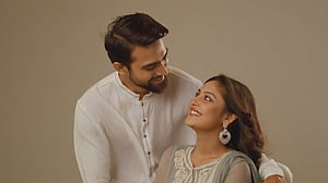 প্রেম-পরিচয়ের শুরু ফেইসবুকে
