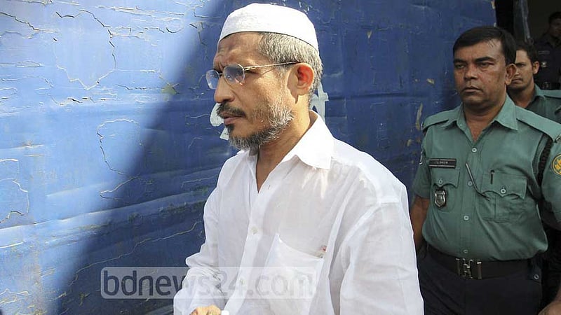 দশ ট্রাক অস্ত্র মামলা: আসামিপক্ষে যুক্তিতর্ক শুরু