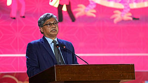 প্রযুক্তিতে চীনের সঙ্গে সম্পর্ক জোরদারের তাগিদ এনএসইউ উপাচার্যের