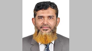 চাকরি ফিরে পেলেন পাসপোর্টের অতিরিক্ত মহাপরিচালক আসাদ