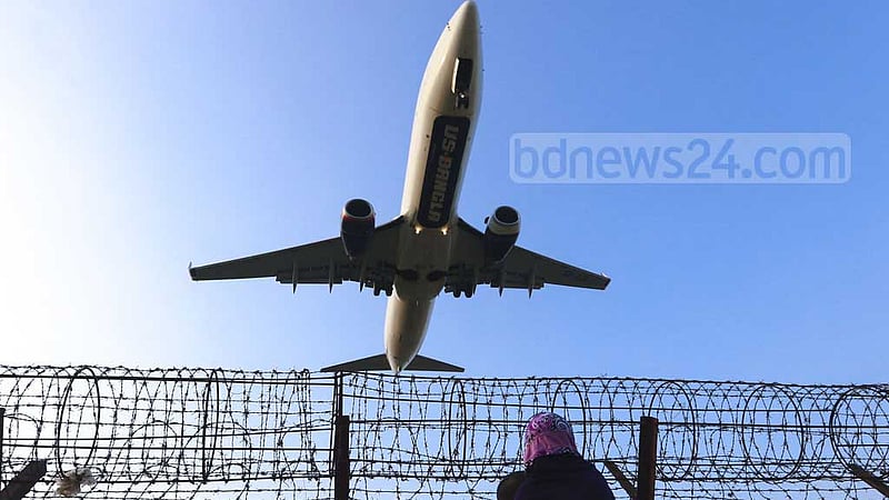 বিমান ওঠানামায় ঝুঁকি, ৬ ভবনের ‘অবৈধ অংশ’ অপসারণের নির্দেশ