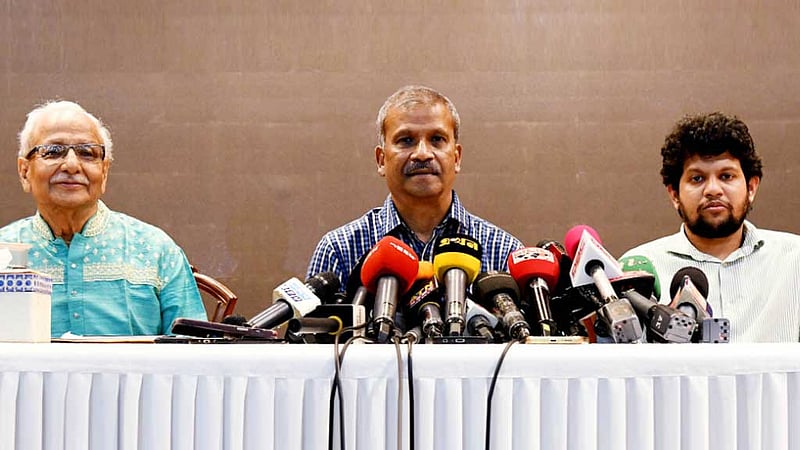 বিচার শুরু হলেই শেখ হাসিনাকে ফেরত চাওয়া হবে: আসিফ নজরুল