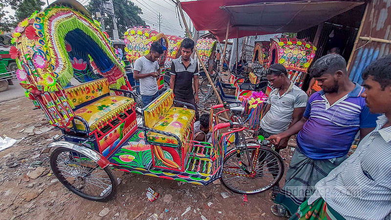 একজন একাধিক ব্যাটারিচালিত রিকশার মালিক হতে পারবেন না, নীতিমালা ‘হচ্ছে’