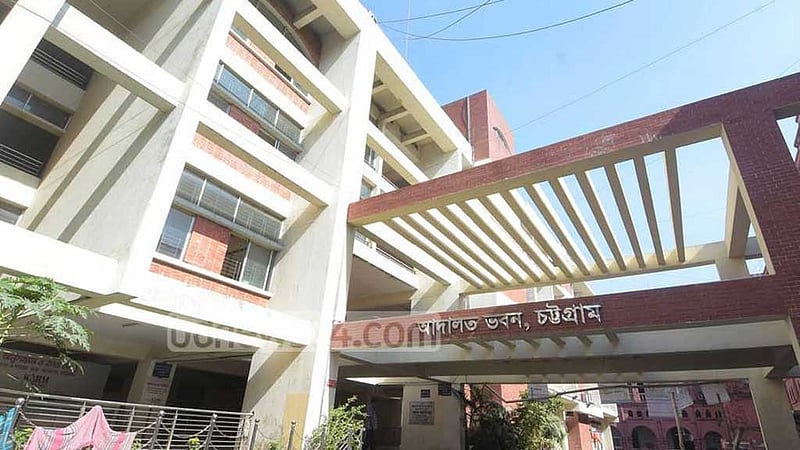 চট্টগ্রামের ২৮ সাংবাদিকের বিরুদ্ধে মামলা: অভিযোগের সত্যতা পায়নি পিবিআই