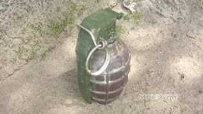 নাফ নদে ভেসে এল হ্যান্ড গ্রেনেড