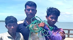 বড়শিতে ধরা পড়ল ২৫ কেজি ওজনের কোরাল