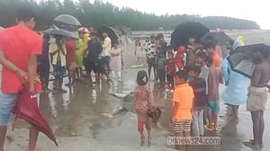 কক্সবাজার সৈকতে ভেসে এল আরও ২ জেলের লাশ, দুদিনে ৫টি