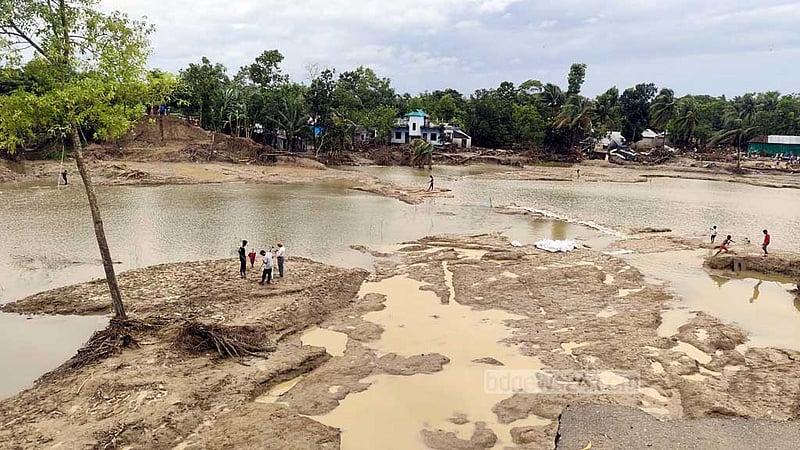 গোমতীর ভাঙা বাঁধ ঘিরে এখনও আতঙ্ক, দ্রুত মেরামত দাবি